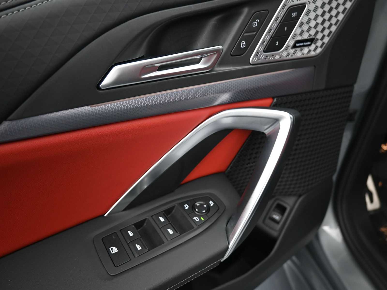 Thumbnail: 2025 BMW X2 - 9