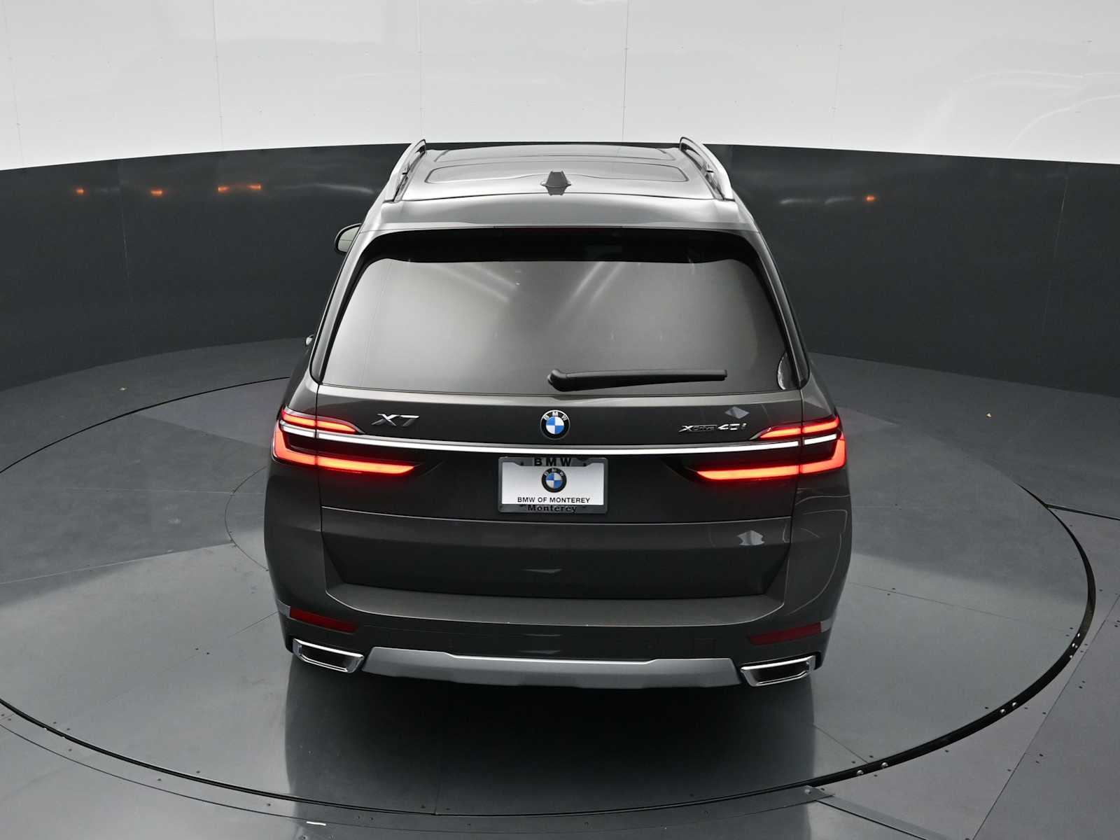 Thumbnail: 2027 BMW X7 - 23