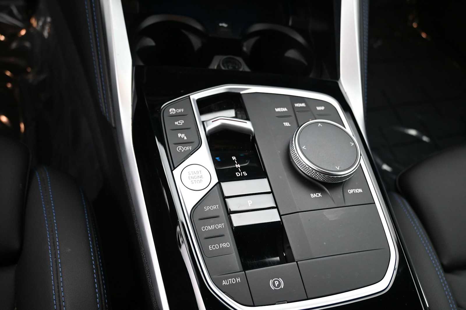 2024 BMW 2 Series 230i - Photo 14