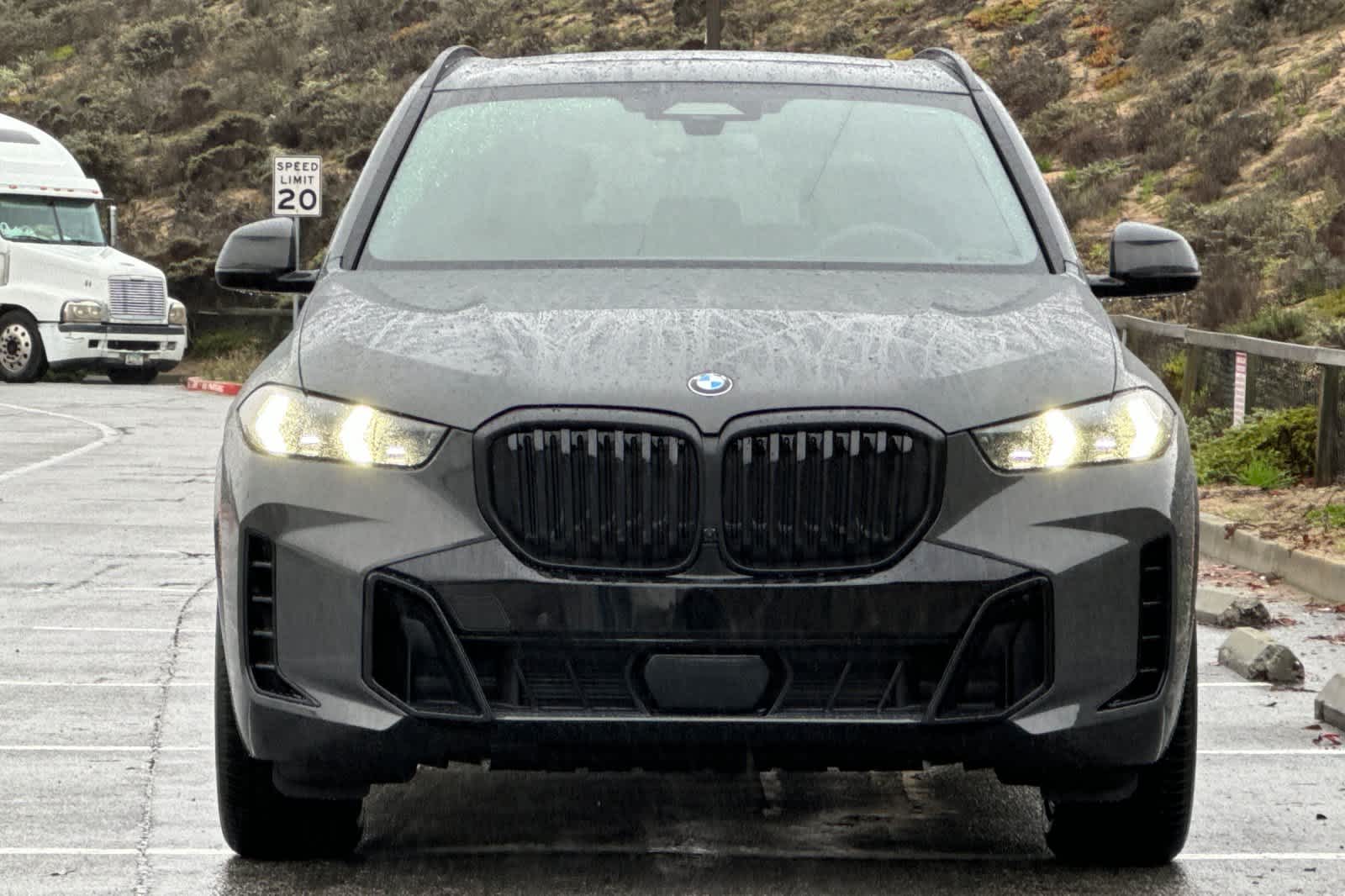 Thumbnail: 2026 BMW X5 - 10