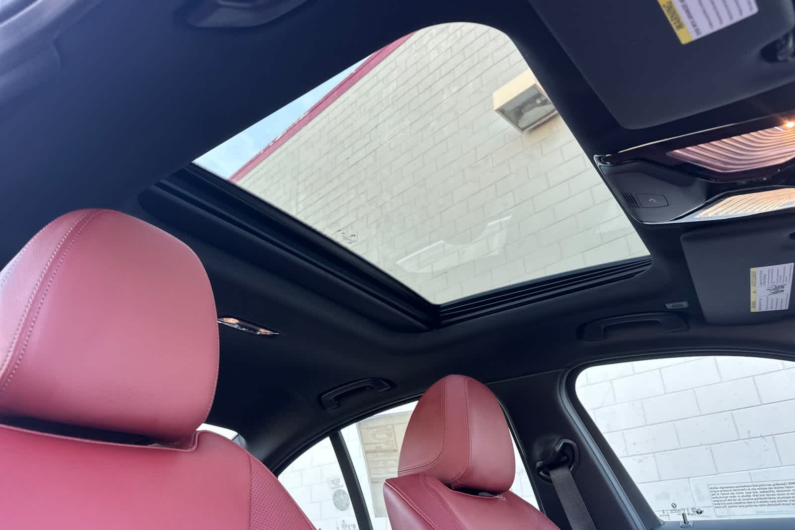 Thumbnail: 2026 BMW 3 Series - 18