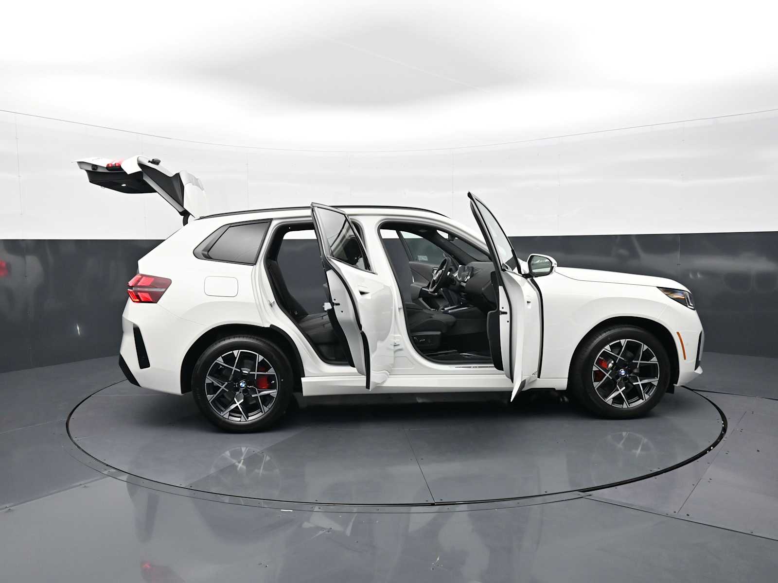 Thumbnail: 2026 BMW X3 - 35
