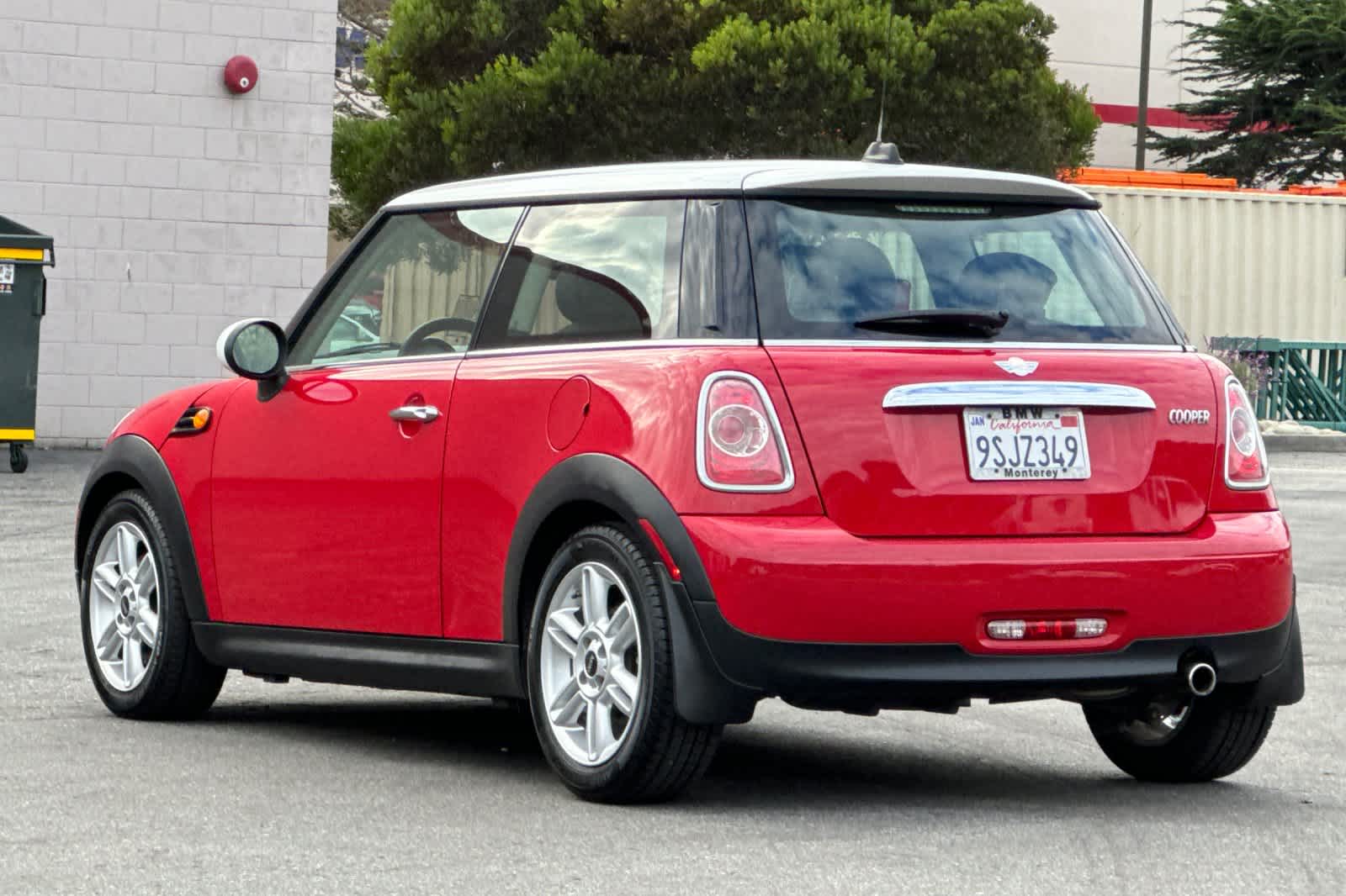 Thumbnail: 2013 MINI Cooper Hardtop - 7
