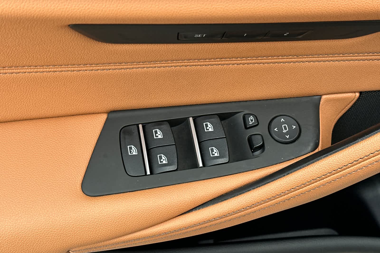 Thumbnail: 2023 BMW 5 Series - 13