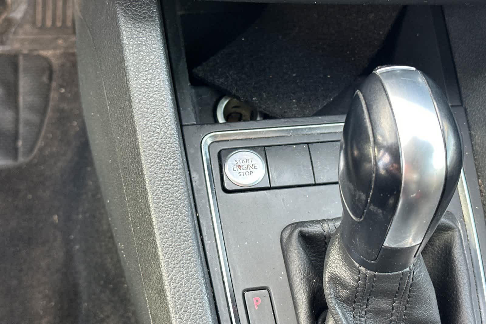 Thumbnail: 2015 Volkswagen Jetta - 22