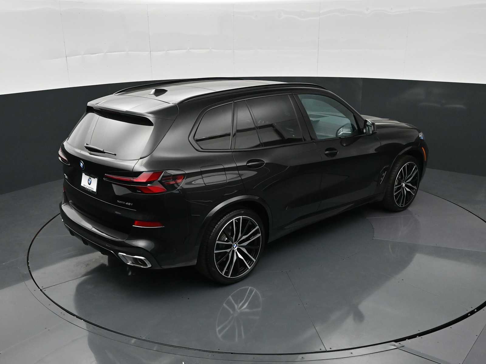 Thumbnail: 2026 BMW X5 - 21