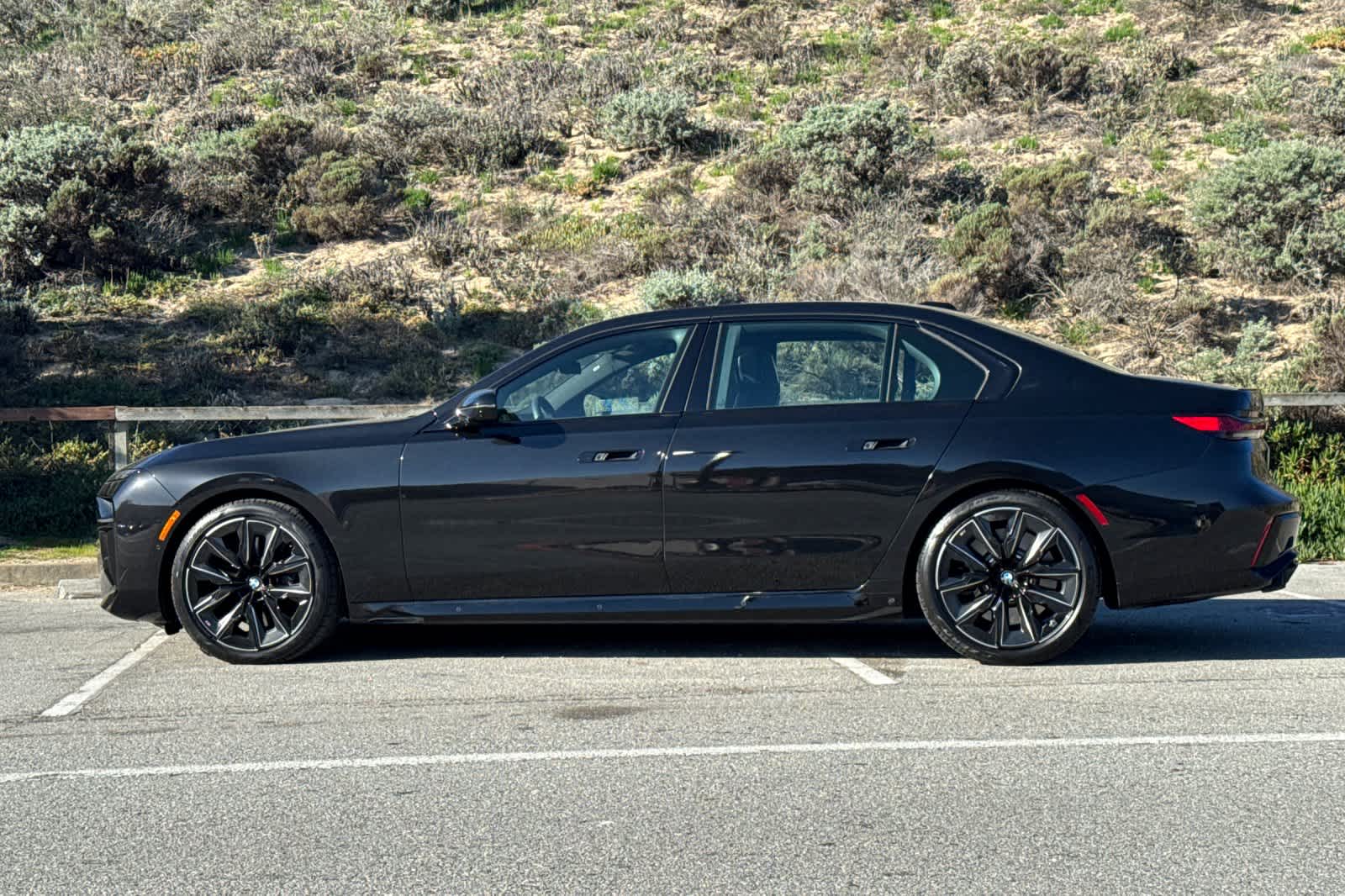 Thumbnail: 2023 BMW 7 Series - 9