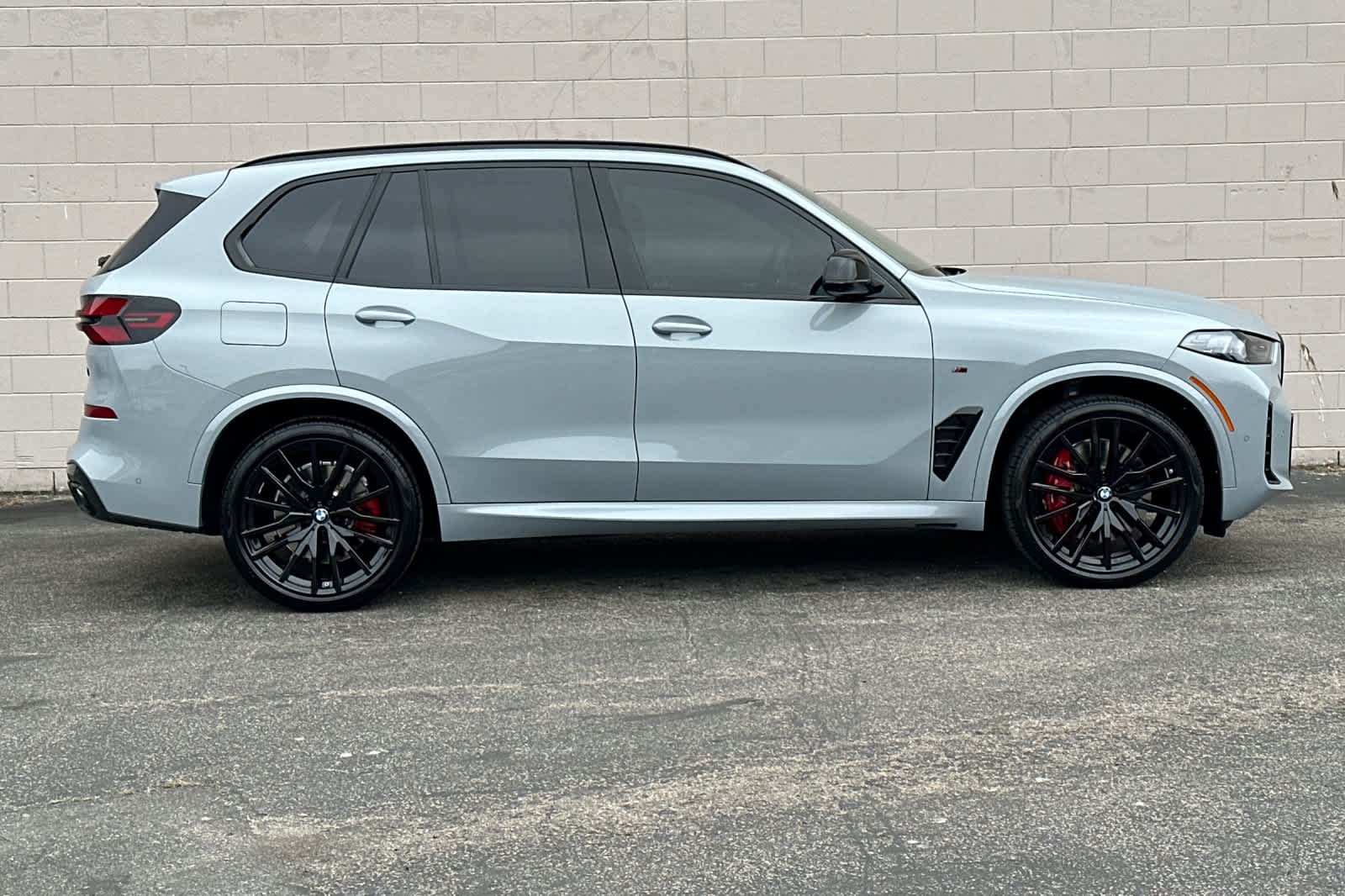 Thumbnail: 2025 BMW X5 - 6