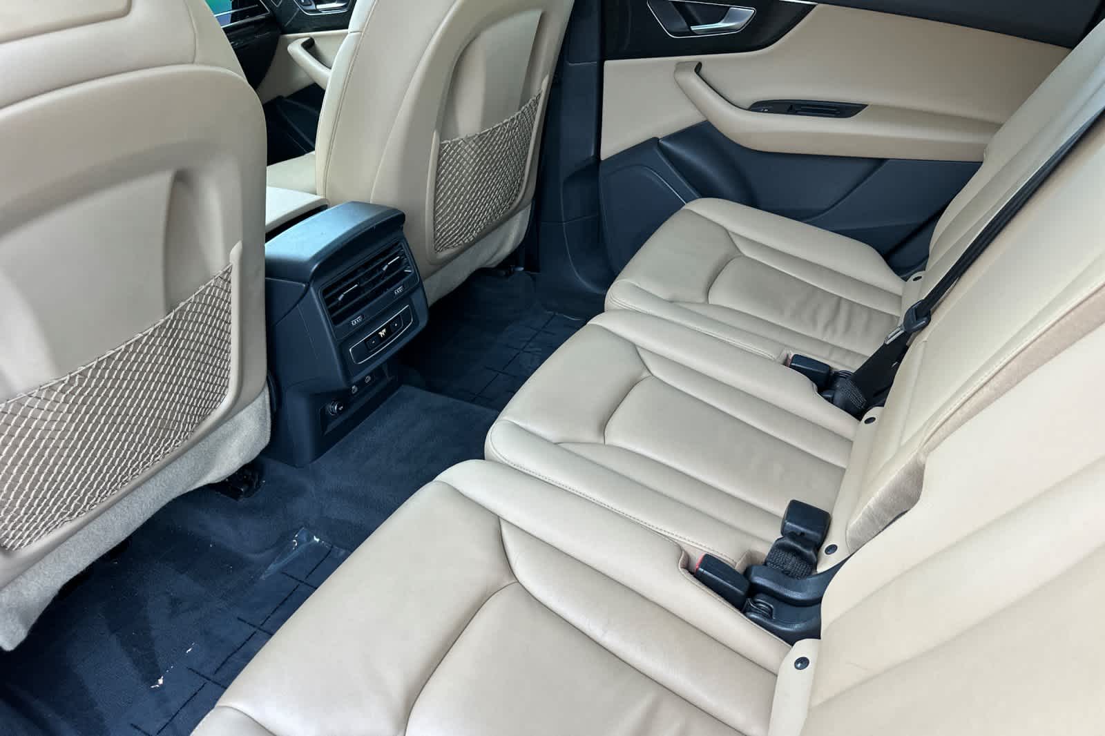 Thumbnail: 2022 Audi Q7 - 4