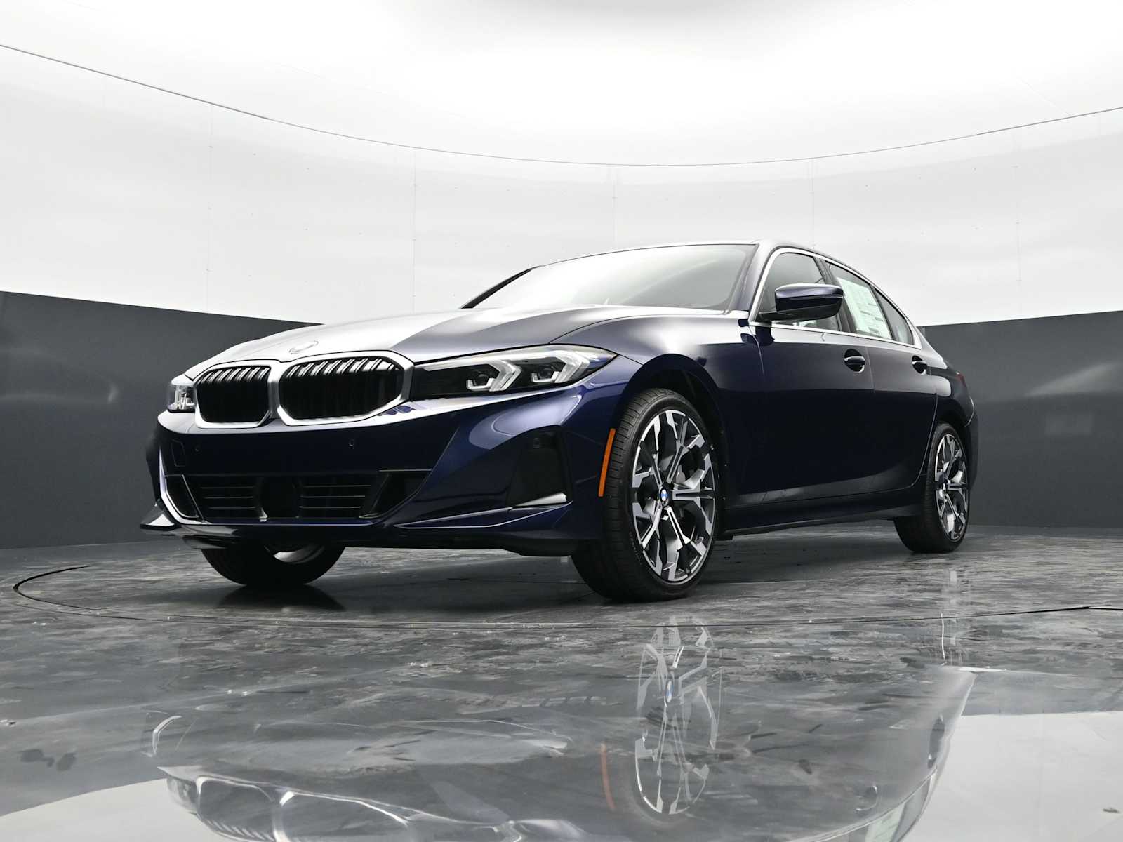 Thumbnail: 2026 BMW 3 Series - 25
