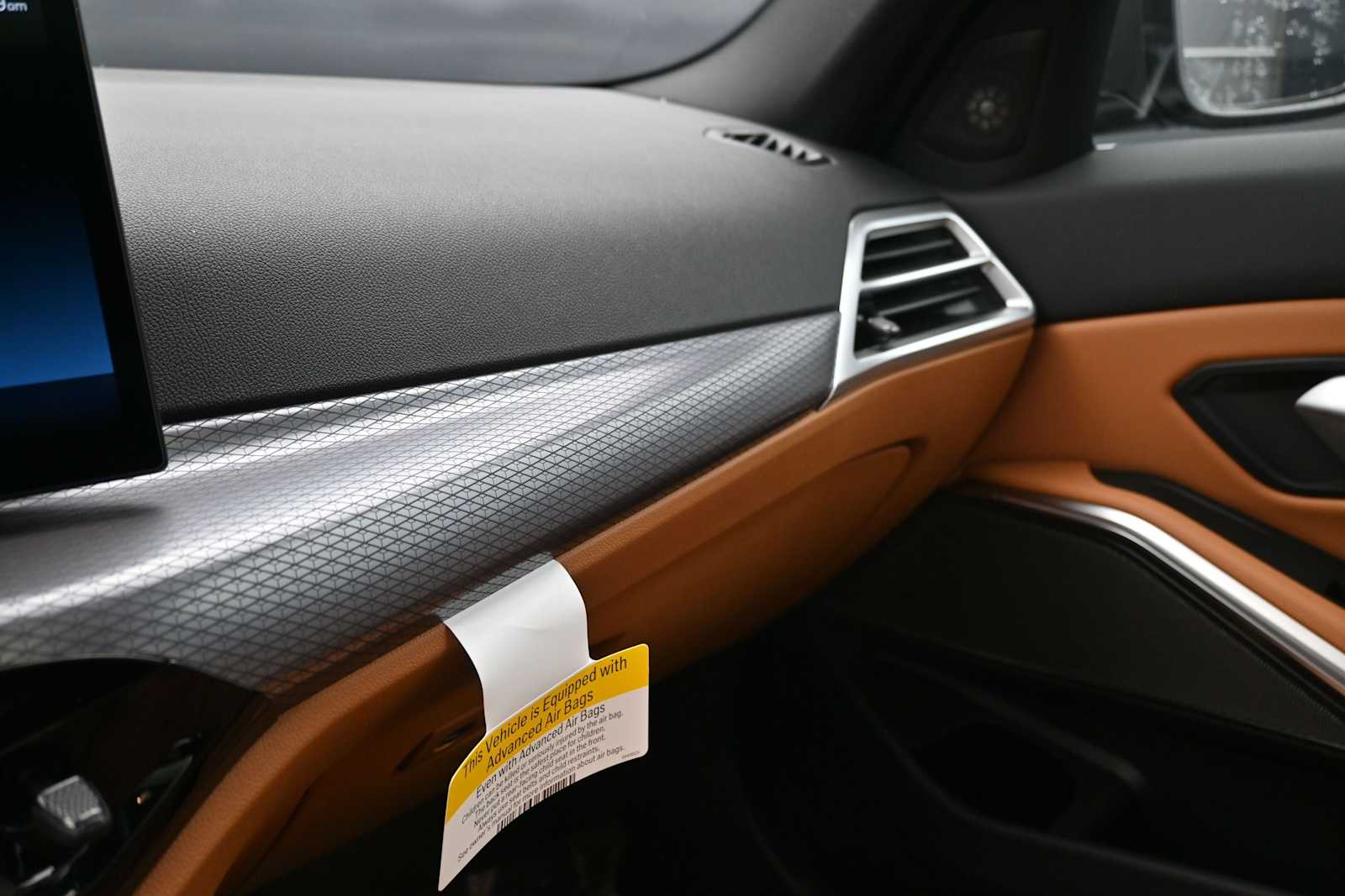 2026 BMW 3 Series 330i - Photo 16
