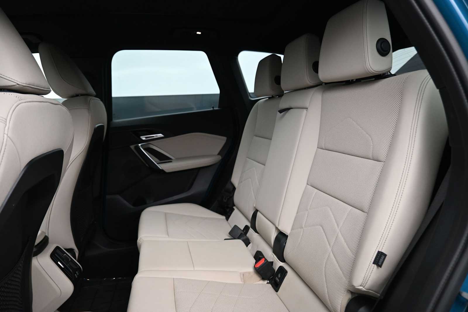 2023 BMW X1 28i - Photo 13