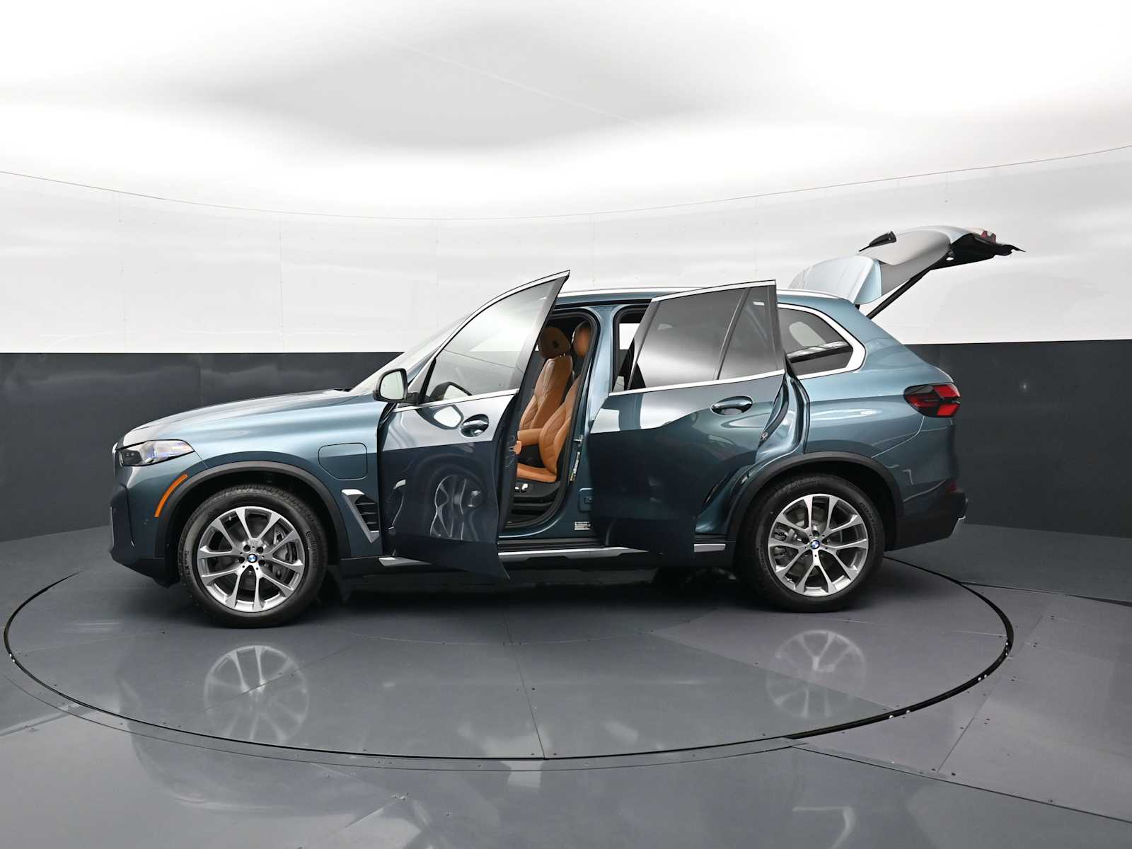 Thumbnail: 2026 BMW X5 - 36