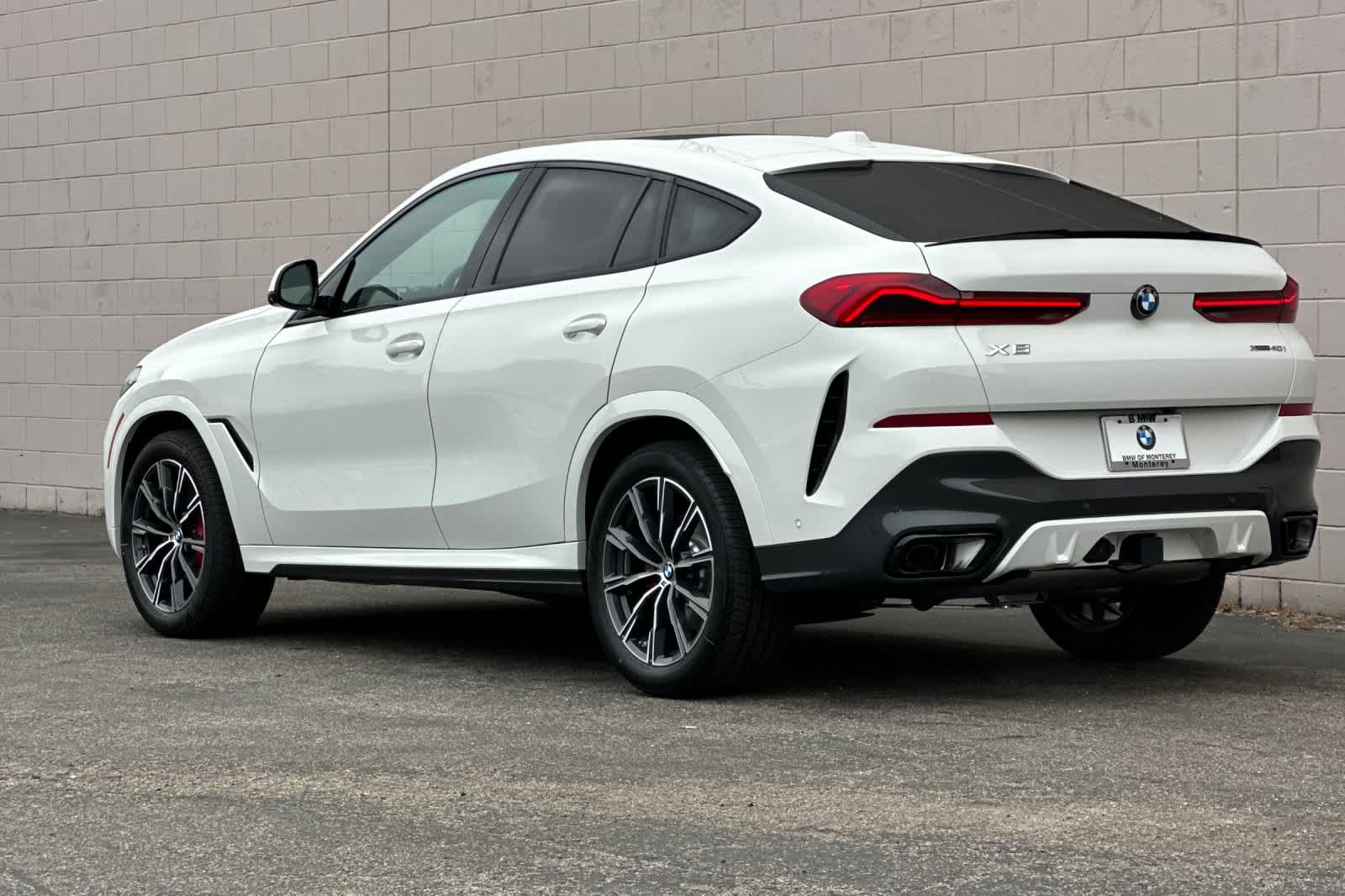 Thumbnail: 2026 BMW X6 - 6