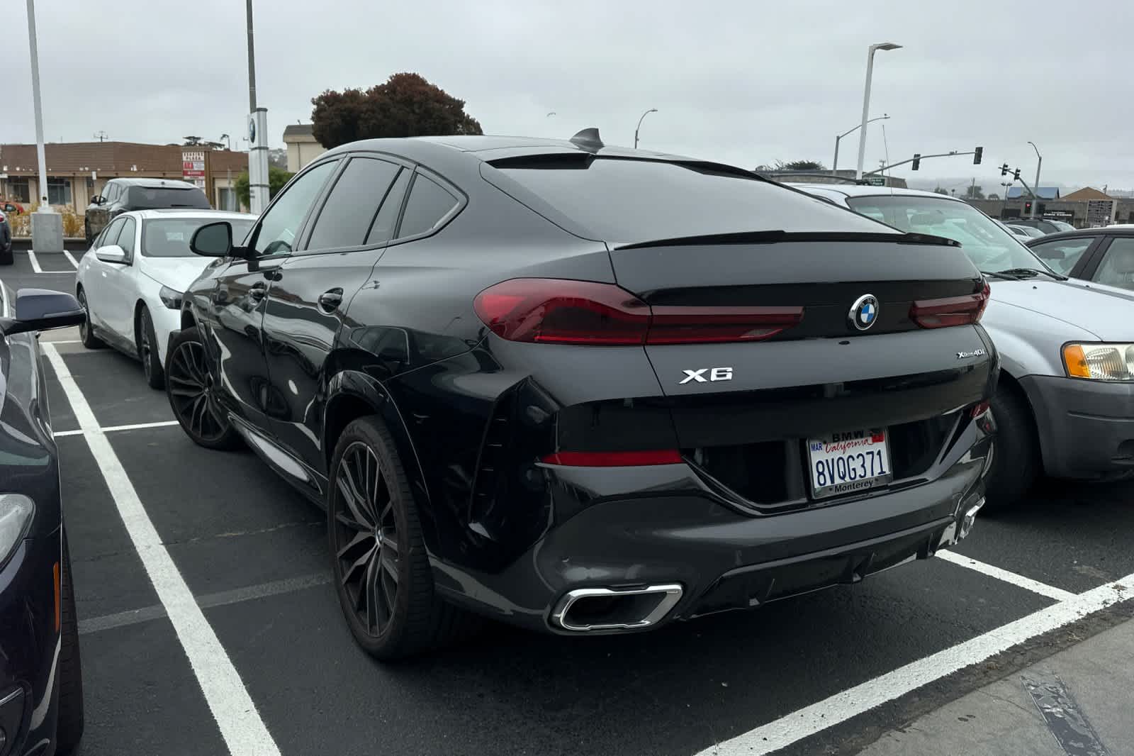 Thumbnail: 2021 BMW X6 - 4