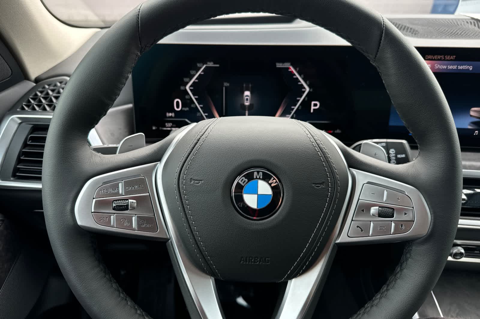 Thumbnail: 2026 BMW X7 - 24