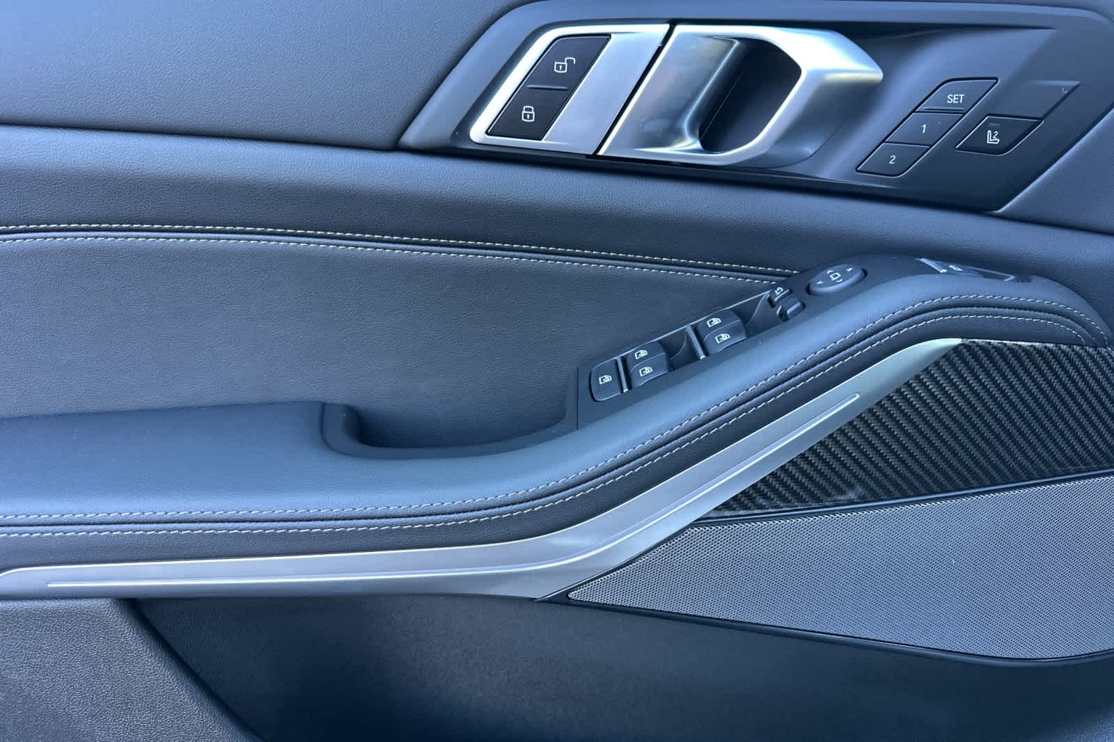 Thumbnail: 2026 BMW X5 - 13