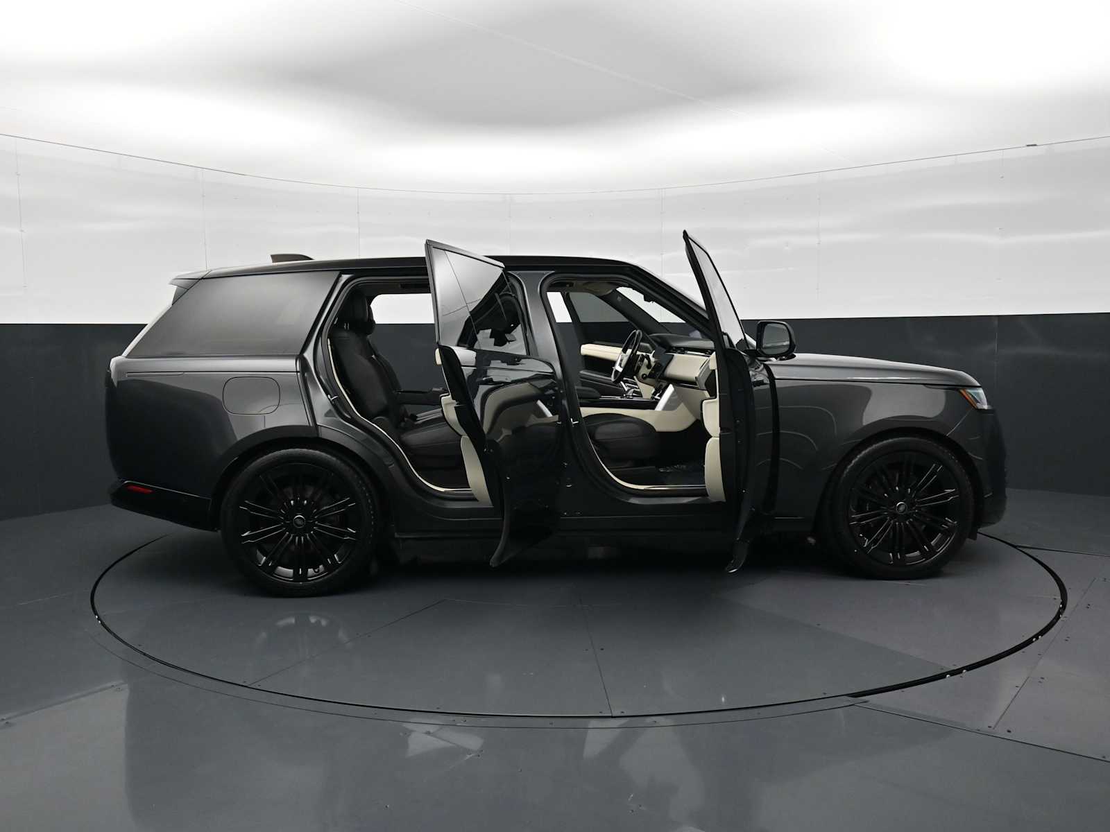 2023 Land Rover Range Rover SE - Photo 48
