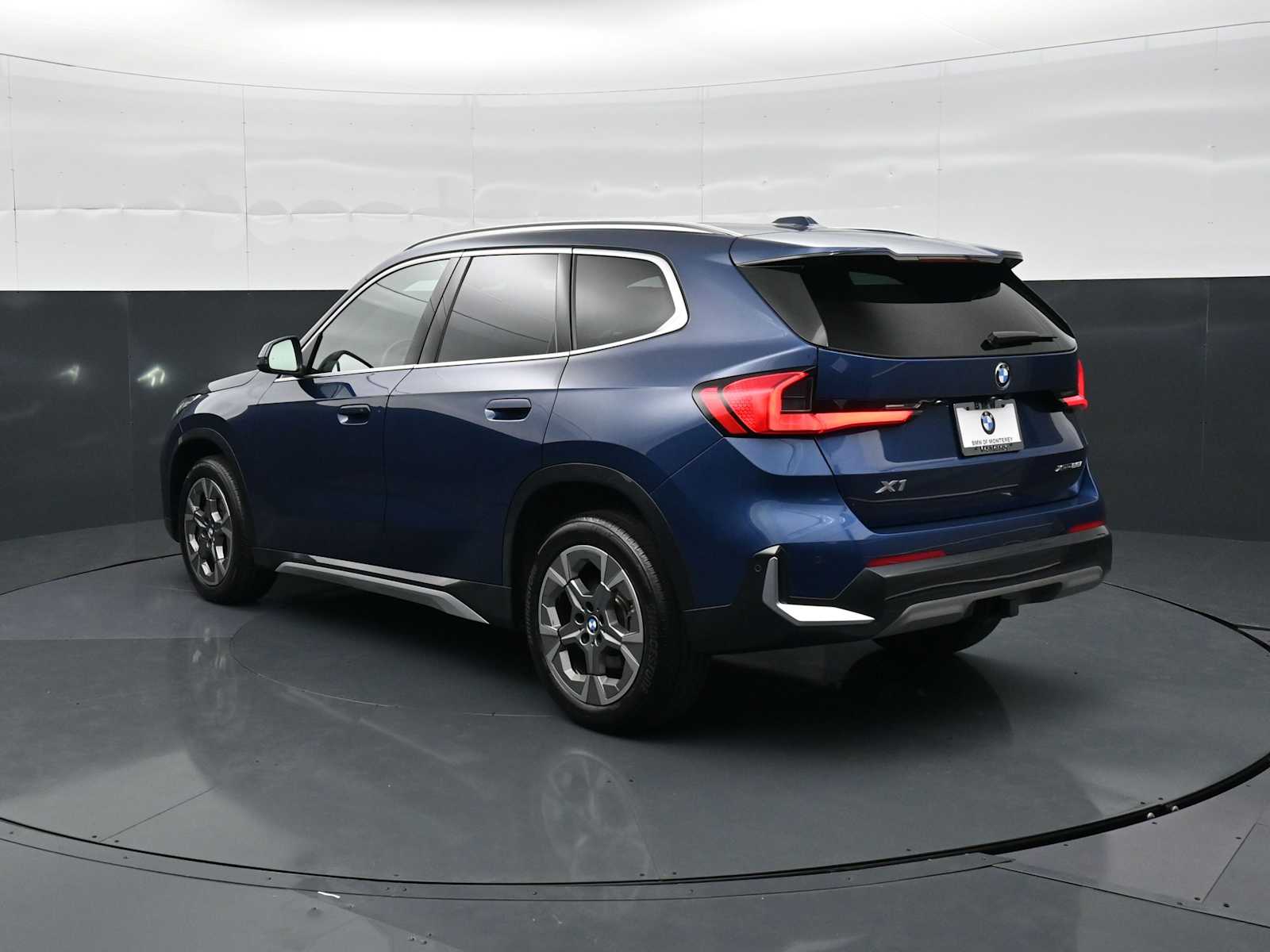 Thumbnail: 2025 BMW X1 - 6