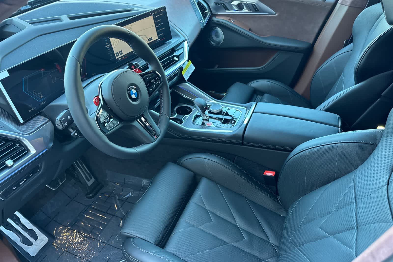 Thumbnail: 2026 BMW XM - 12