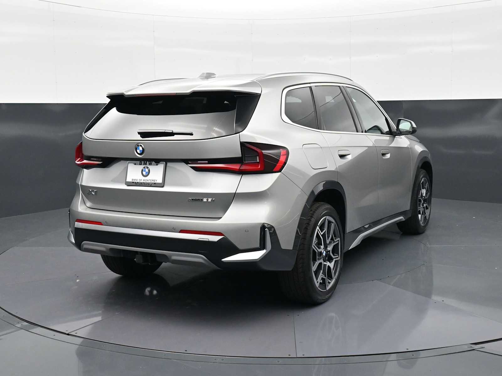 Thumbnail: 2026 BMW X1 - 3
