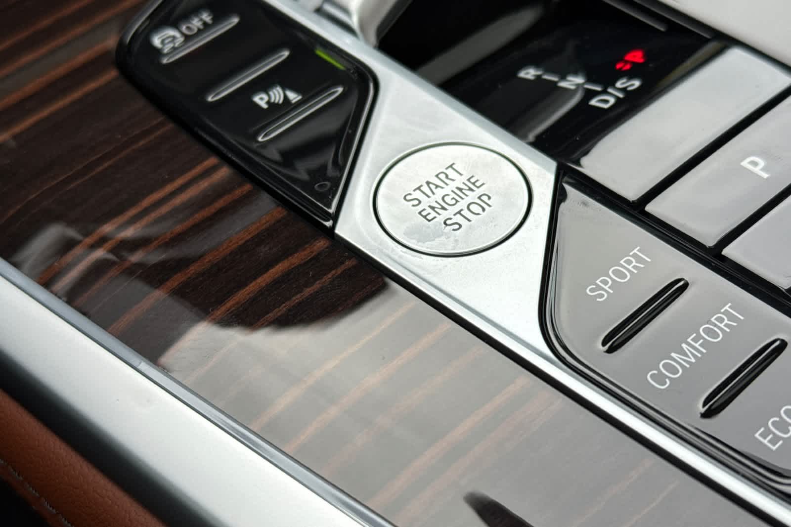 Thumbnail: 2026 BMW X7 - 26