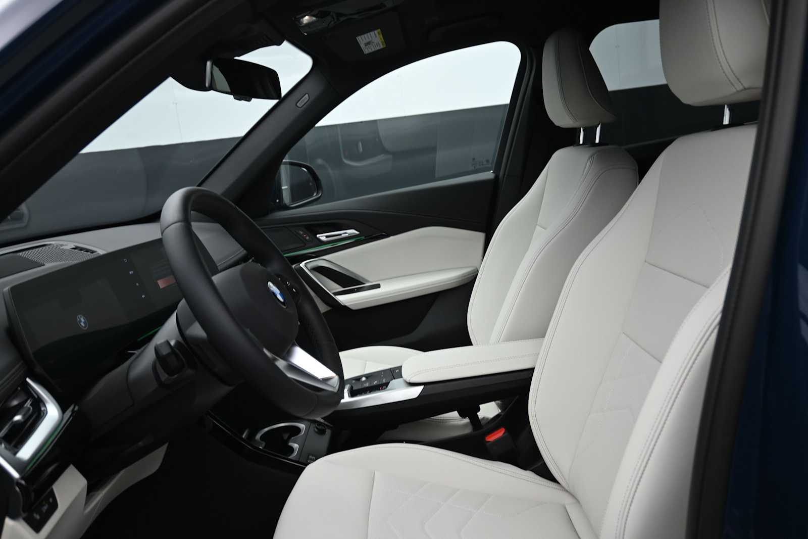 Thumbnail: 2026 BMW X1 - 10