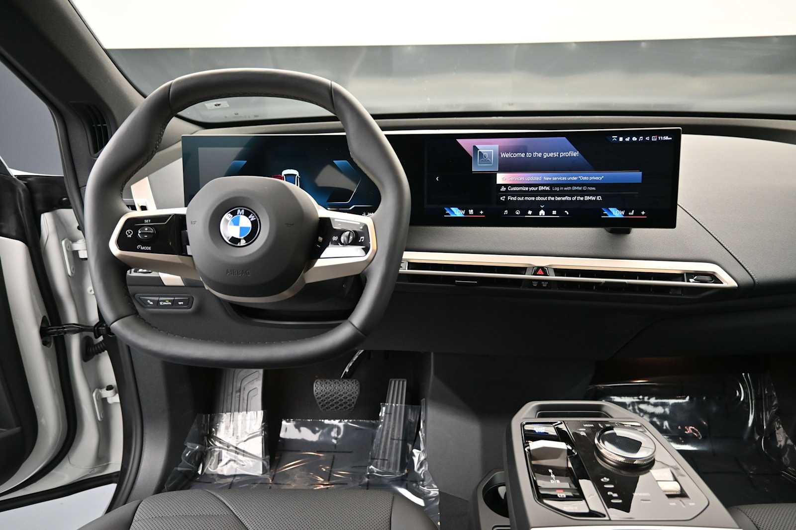 Thumbnail: 2026 BMW iX - 8