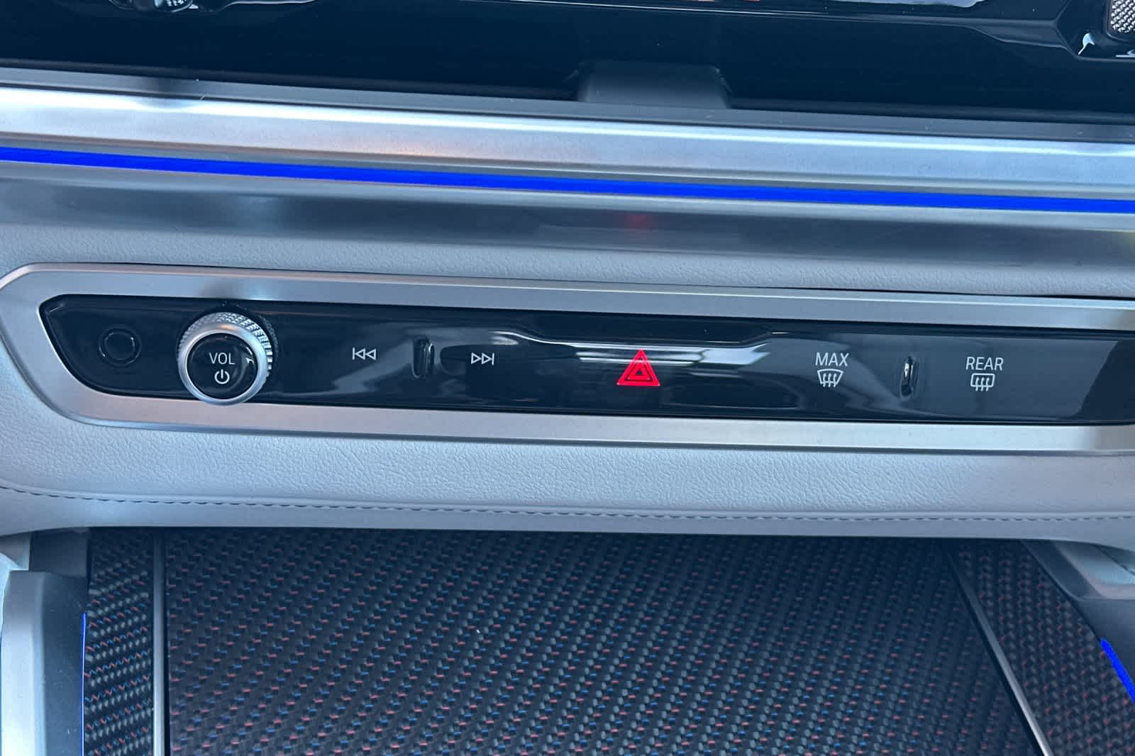 Thumbnail: 2026 BMW XM - 25