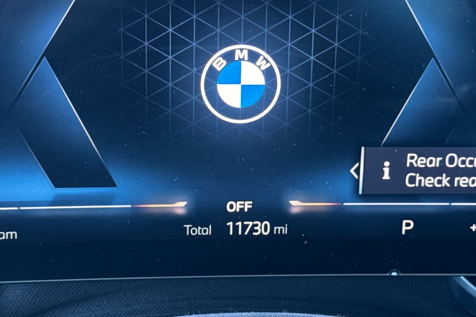 Thumbnail: 2023 BMW 7 Series - 28