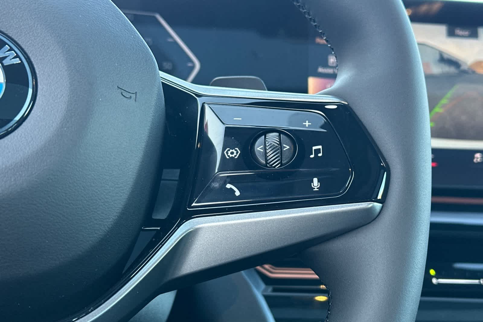 Thumbnail: 2026 BMW 5 Series - 29