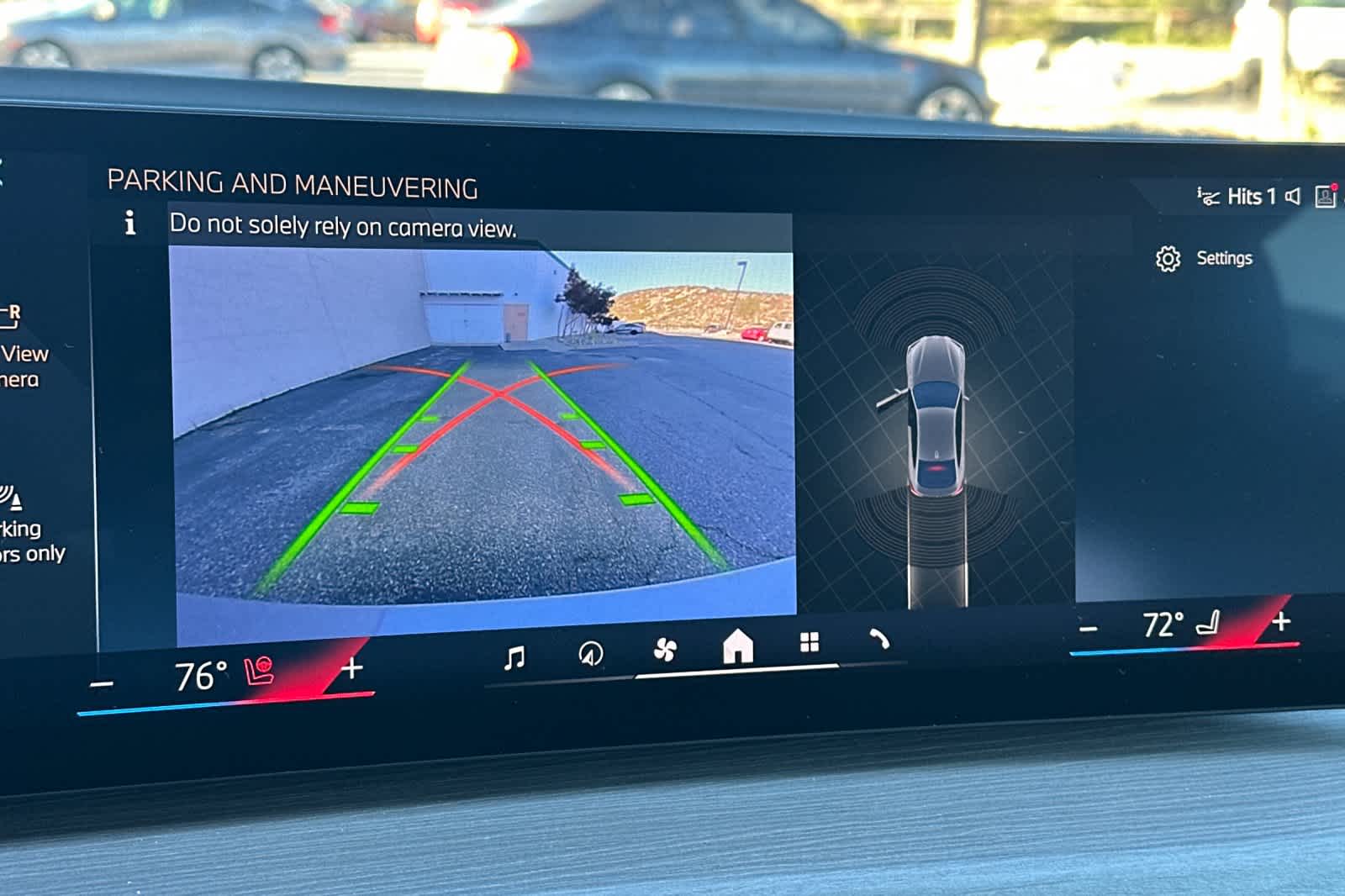 Thumbnail: 2025 BMW i4 - 22