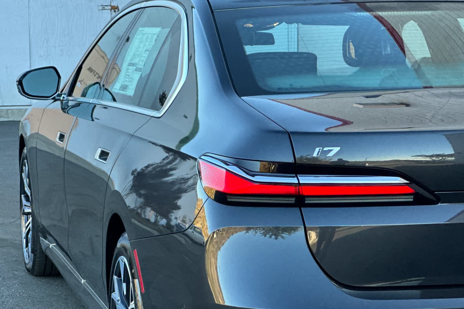 Thumbnail: 2025 BMW i7 - 11