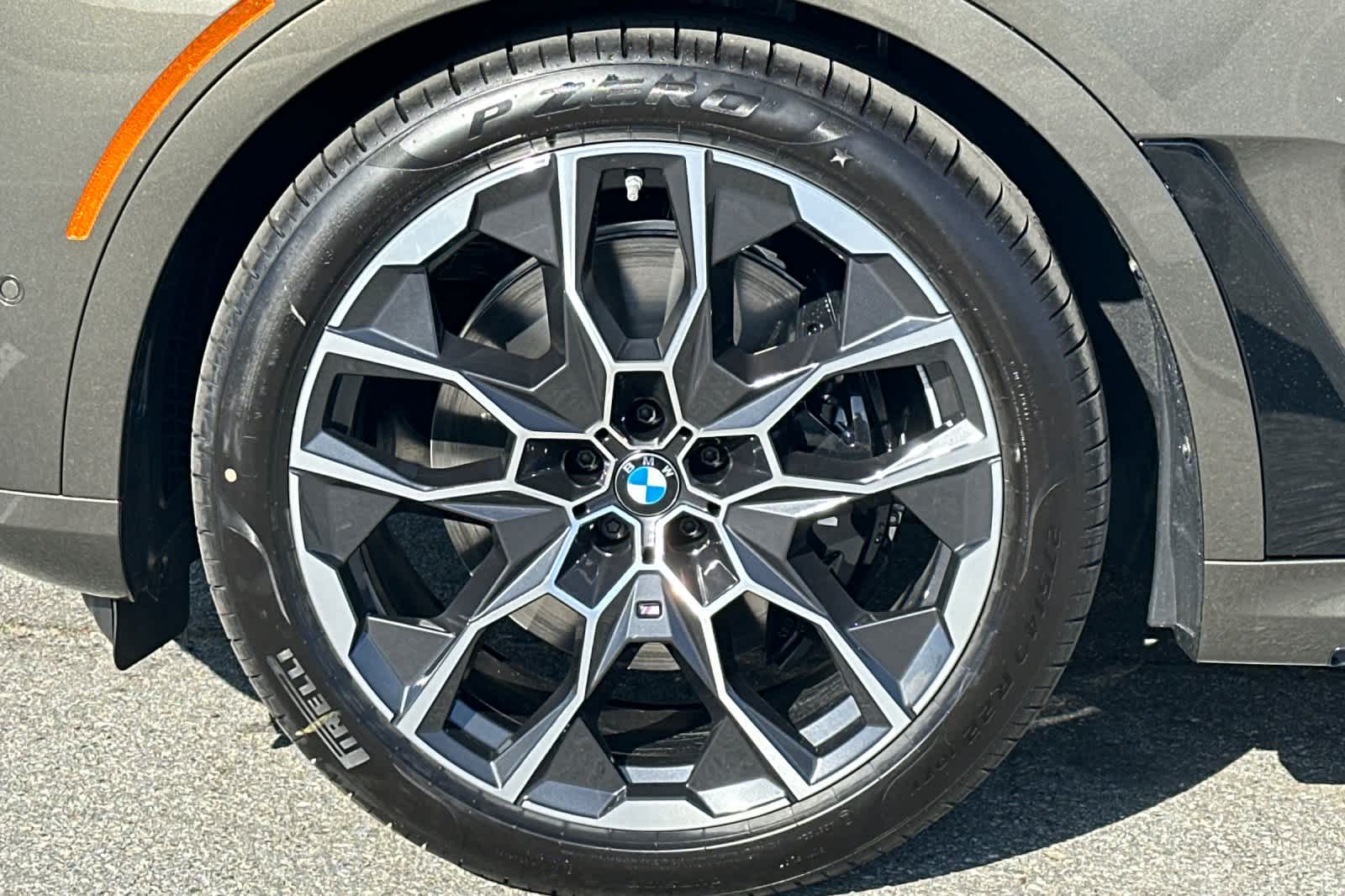 Thumbnail: 2026 BMW X7 - 34