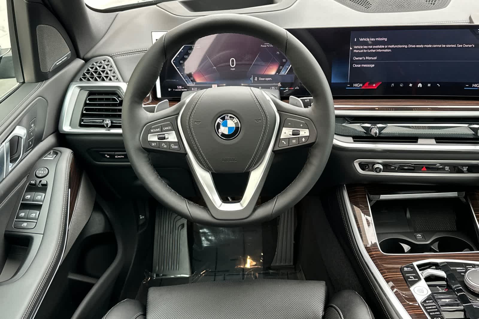 Thumbnail: 2026 BMW X5 - 15