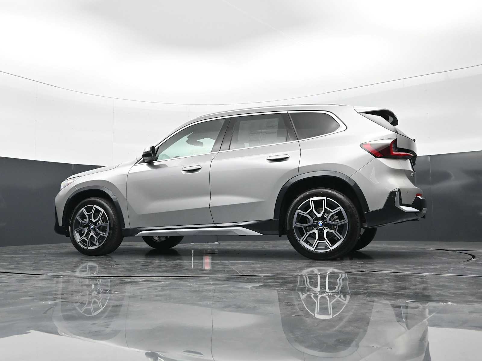 Thumbnail: 2026 BMW X1 - 29