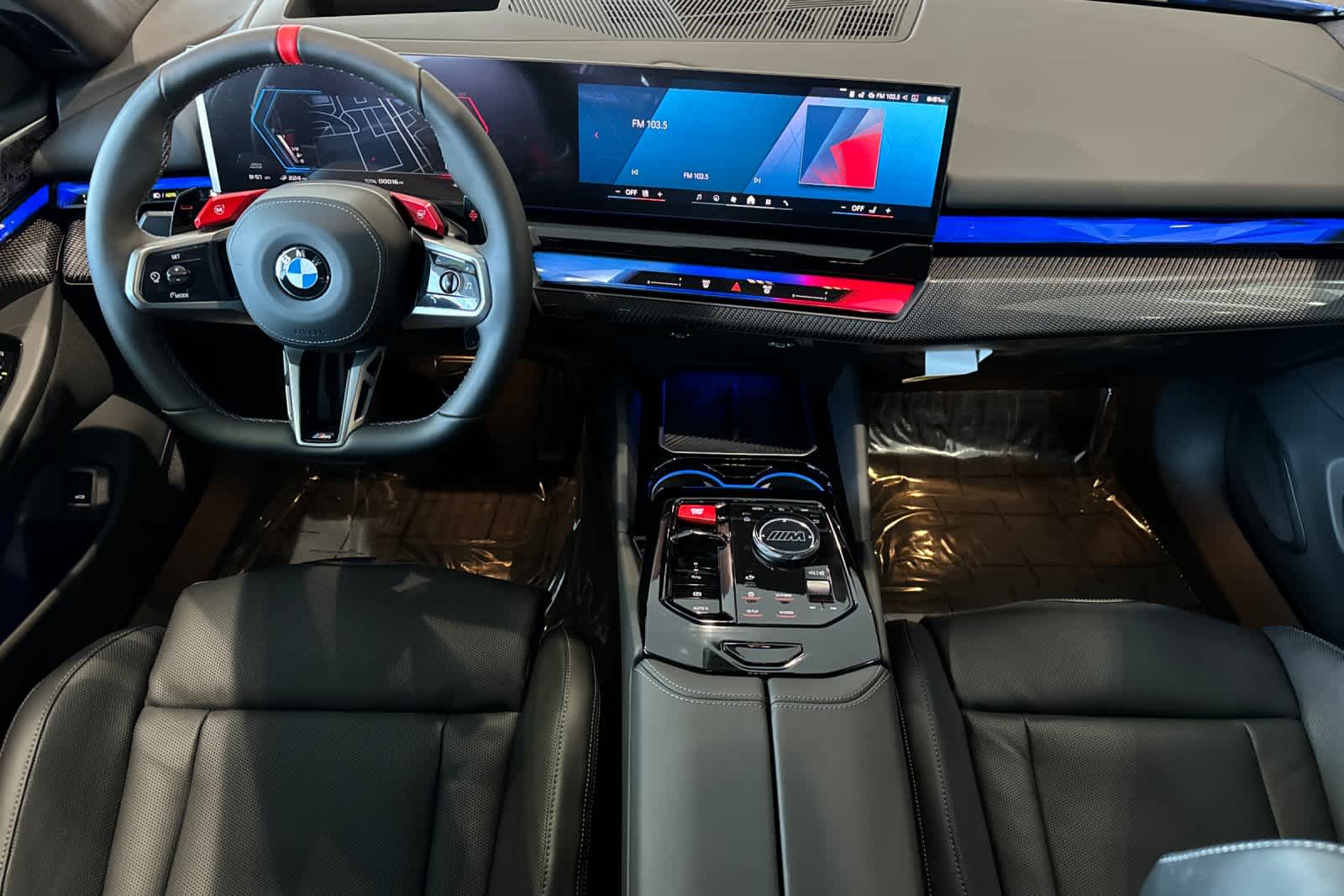 Thumbnail: 2026 BMW M5 - 3