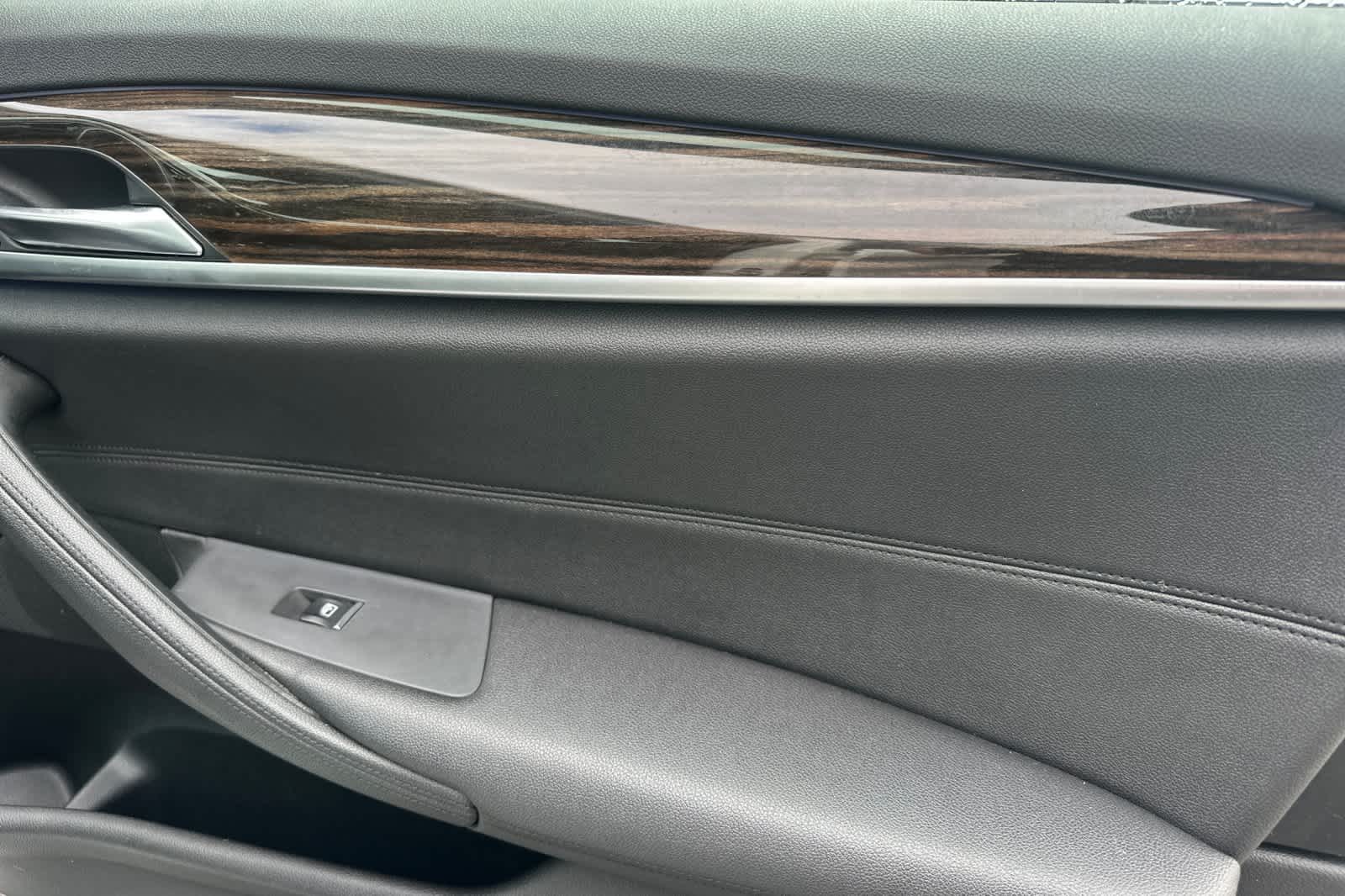 Thumbnail: 2018 BMW 5 Series - 18