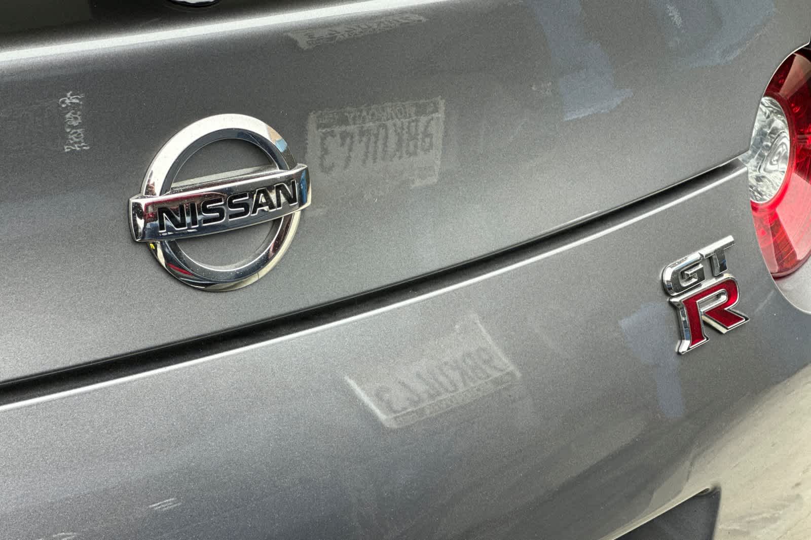 2013 Nissan GT-R Black Edition 7