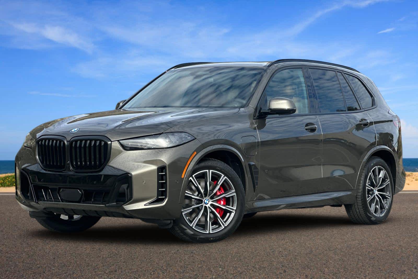 2026 BMW X5 50e's photo
