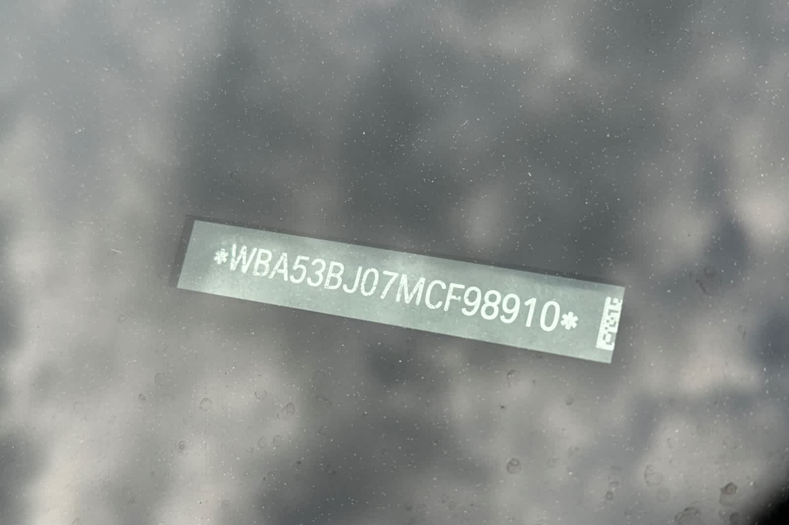 Thumbnail: 2021 BMW 5 Series - 22