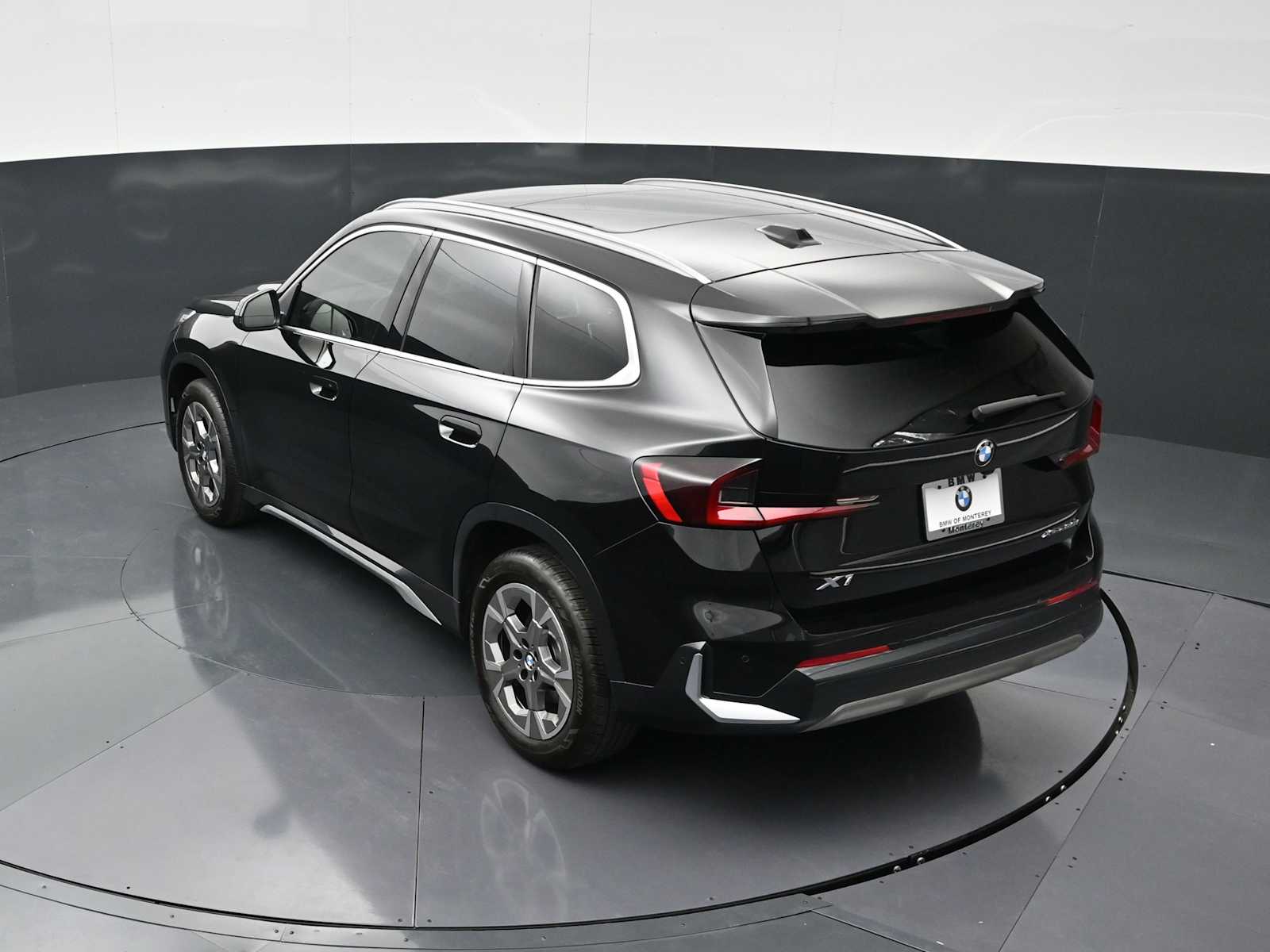 Thumbnail: 2025 BMW X1 - 21
