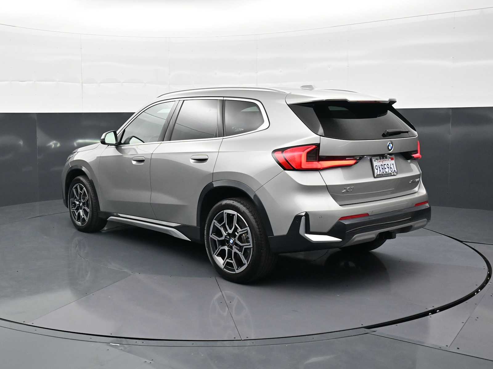 Thumbnail: 2026 BMW X1 - 6