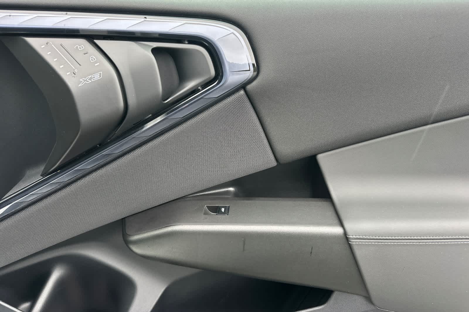 Thumbnail: 2025 BMW X3 - 18