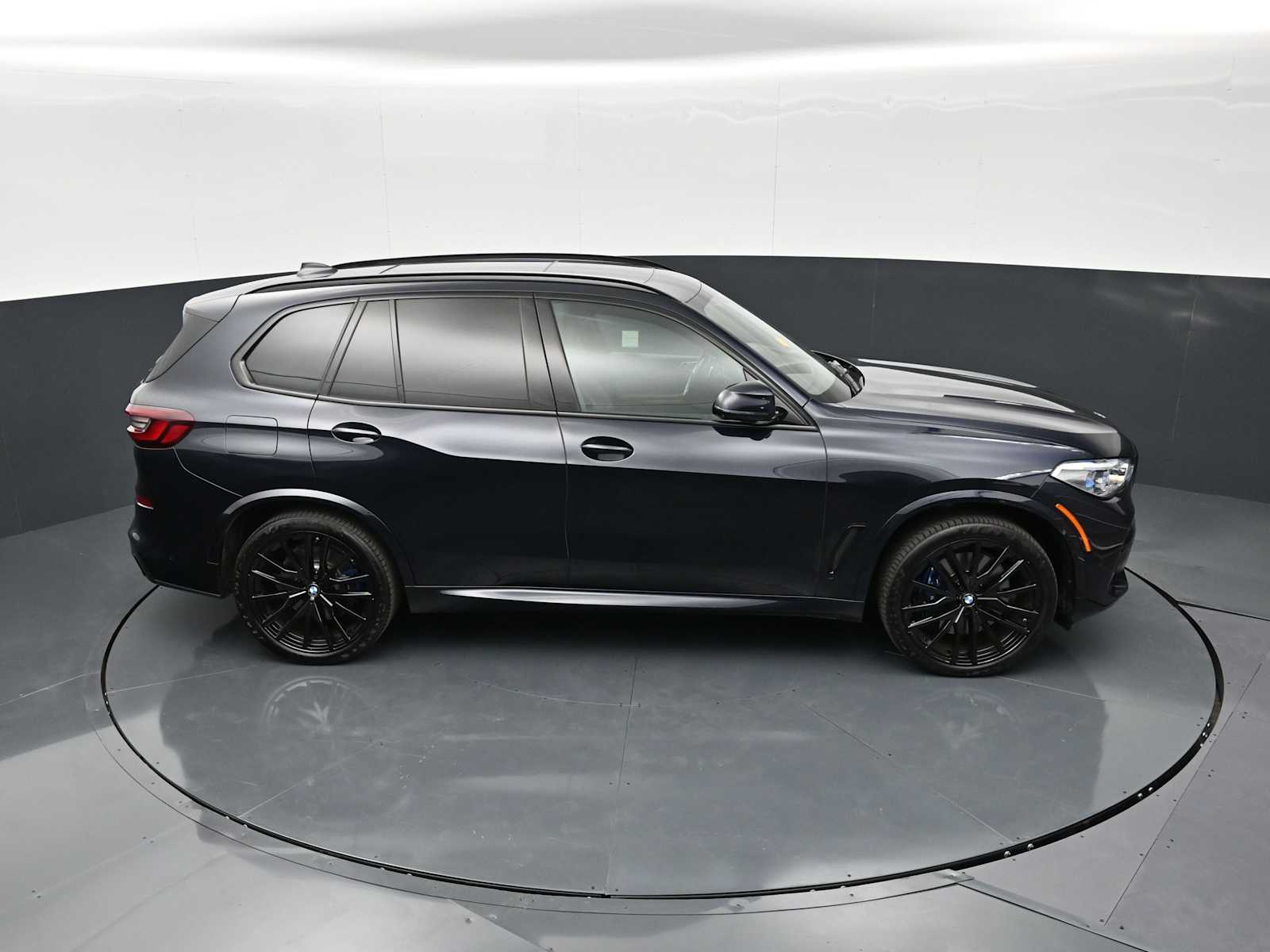 Thumbnail: 2023 BMW X5 - 19