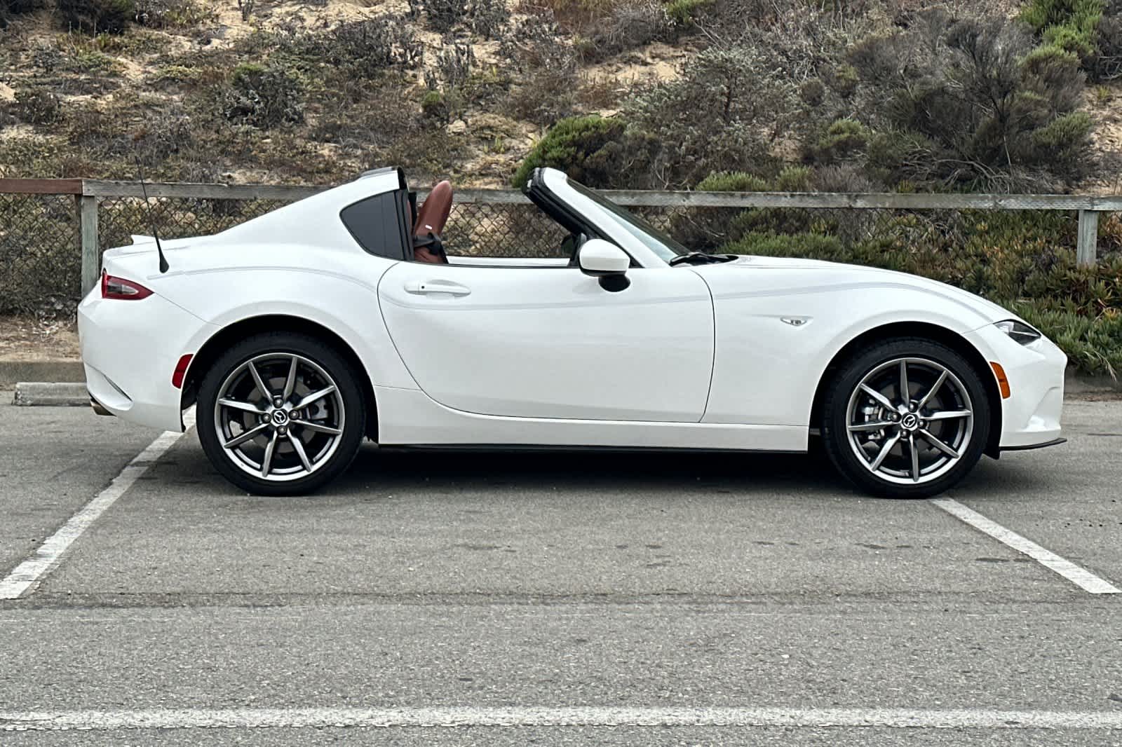 Thumbnail: 2023 Mazda MX-5 Miata - 6