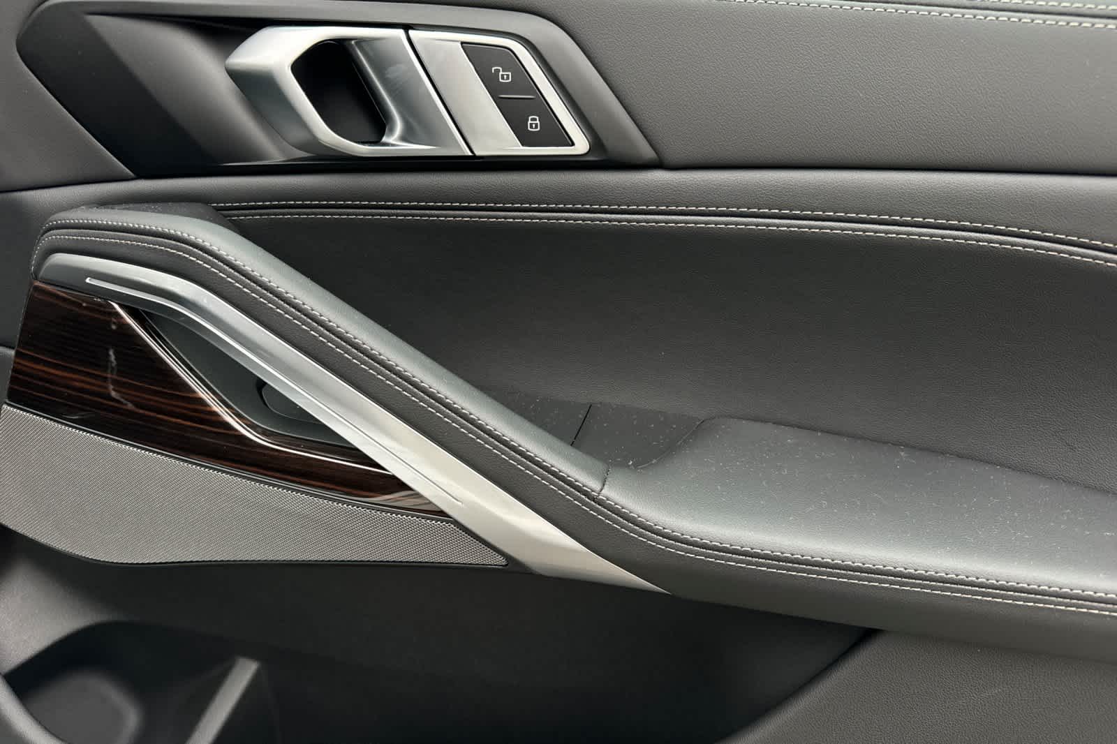 Thumbnail: 2026 BMW X6 - 19