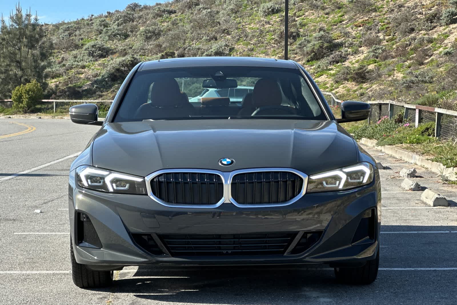 Thumbnail: 2026 BMW 3 Series - 10