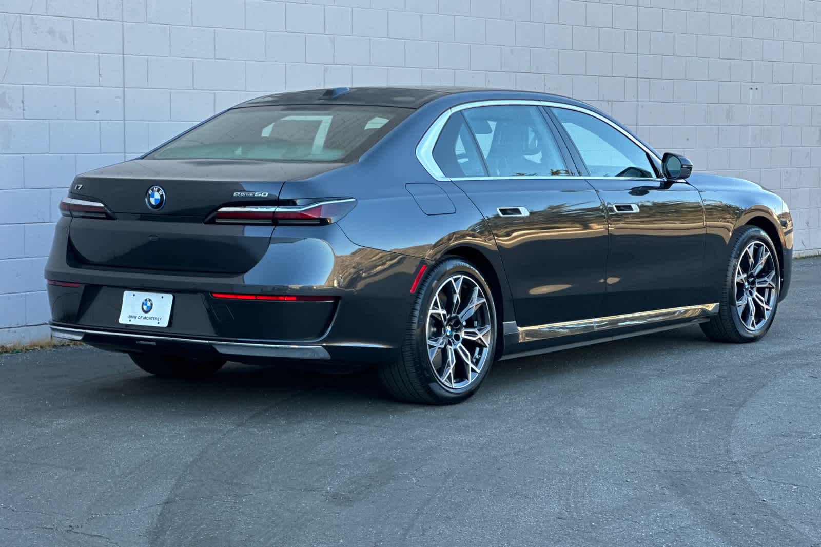 Thumbnail: 2025 BMW i7 - 2