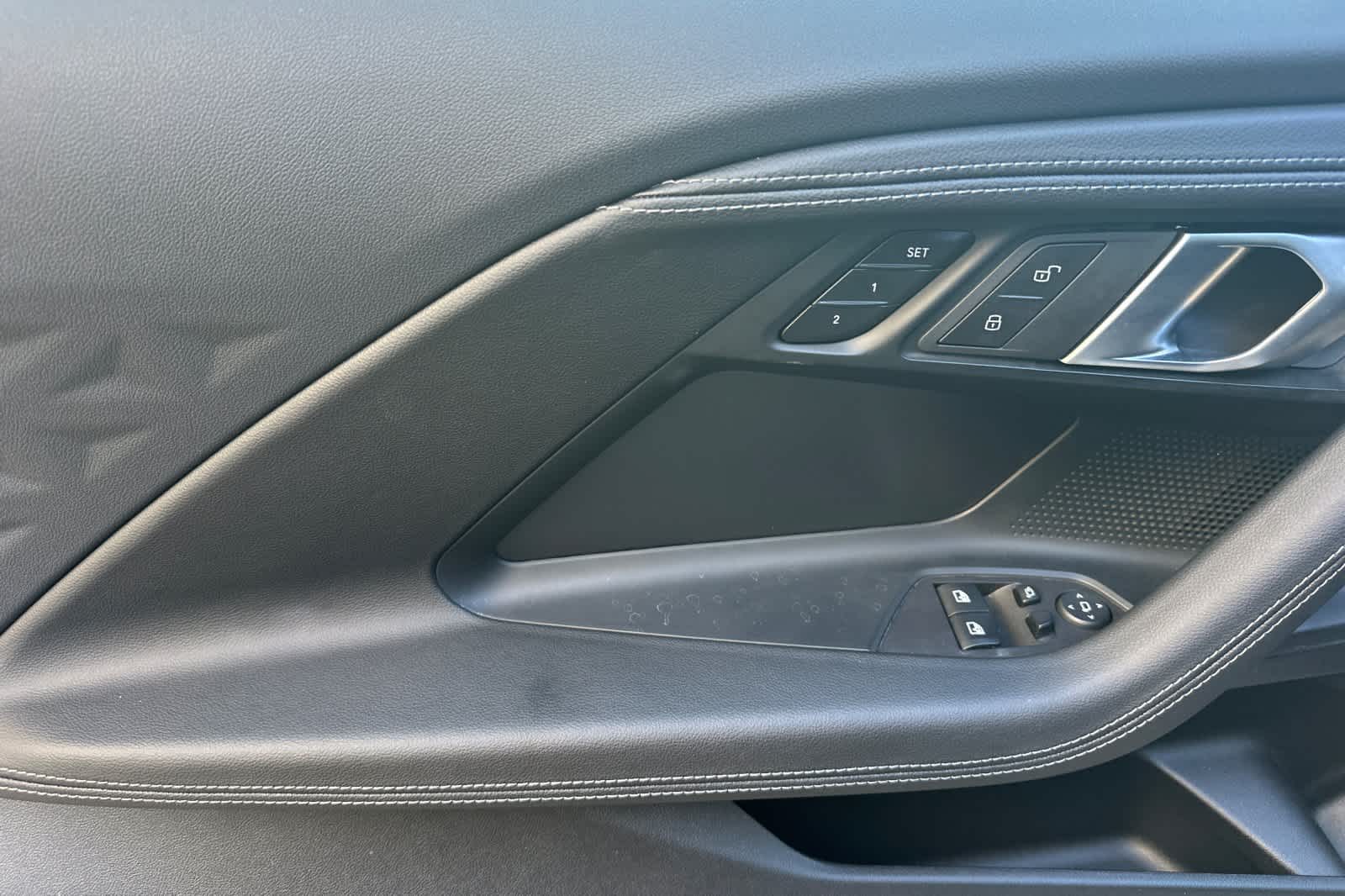 Thumbnail: 2025 BMW 2 Series - 12